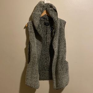 LOVE TREE - Junior L - Green/White - Fleece vest